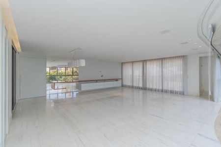 Apartamento à venda com 210m², 4 quartos e 4 vagas Apartamento à venda com 210m², 4 quartos e 4 vagasFoto 06