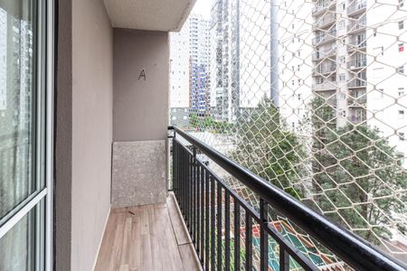 Sala de apartamento para alugar com 3 quartos, 64m² em Vila Augusta, Guarulhos