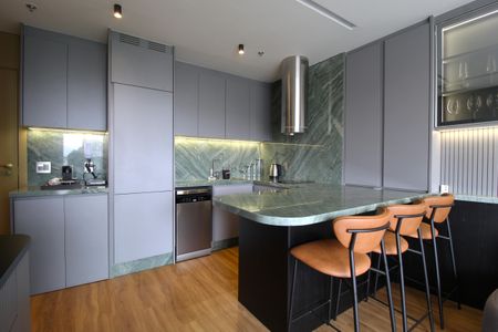 Sala/Cozinha de apartamento à venda com 1 quarto, 53m² em Vila Olímpia, São Paulo