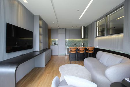 Sala/Cozinha de apartamento à venda com 1 quarto, 53m² em Vila Olímpia, São Paulo