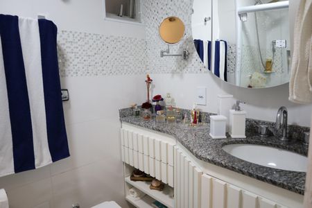 Apartamento à venda com 65m², 2 quartos e 1 vagaBanheiro