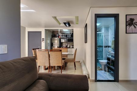 Apartamento à venda com 62m², 2 quartos e 1 vaga Apartamento à venda com 62m², 2 quartos e 1 vagaSala