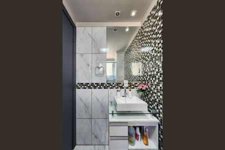 Apartamento à venda com 62m², 2 quartos e 1 vaga Apartamento à venda com 62m², 2 quartos e 1 vagaBanheiro da Suíte