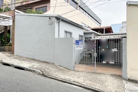 Casa à venda com 56m², 1 quarto e 2 vagasFachada