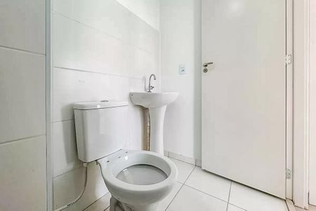 Apartamento para alugar com 37m², 2 quartos e sem vaga Apartamento para alugar com 37m², 2 quartos e sem vagaBanheiro