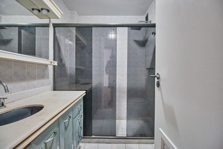 Apartamento à venda com 119m², 3 quartos e 2 vagas Apartamento à venda com 119m², 3 quartos e 2 vagasBanheiro Social