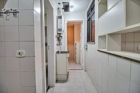 Apartamento à venda com 119m², 3 quartos e 2 vagas Apartamento à venda com 119m², 3 quartos e 2 vagasÁrea de Serviço