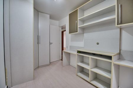 Apartamento à venda com 119m², 3 quartos e 2 vagas Apartamento à venda com 119m², 3 quartos e 2 vagasQuarto 2