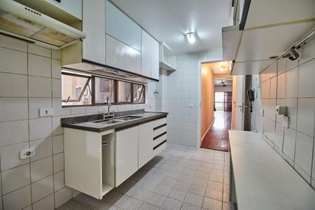 Apartamento à venda com 119m², 3 quartos e 2 vagas Apartamento à venda com 119m², 3 quartos e 2 vagasCozinha