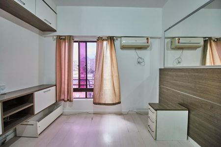 Apartamento à venda com 119m², 3 quartos e 2 vagas Apartamento à venda com 119m², 3 quartos e 2 vagasSuíte