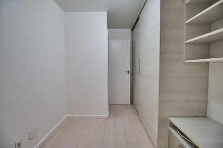 Apartamento à venda com 119m², 3 quartos e 2 vagas Apartamento à venda com 119m², 3 quartos e 2 vagasQuarto 1