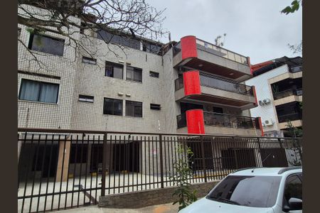 Apartamento à venda com 178m², 2 quartos e 2 vagas Apartamento à venda com 178m², 2 quartos e 2 vagasFachada