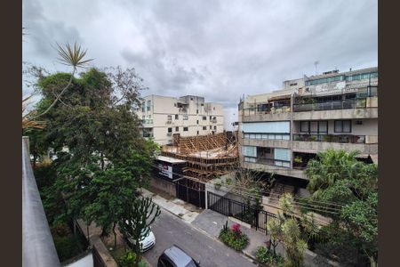 Apartamento à venda com 178m², 2 quartos e 2 vagas Apartamento à venda com 178m², 2 quartos e 2 vagasCobertura