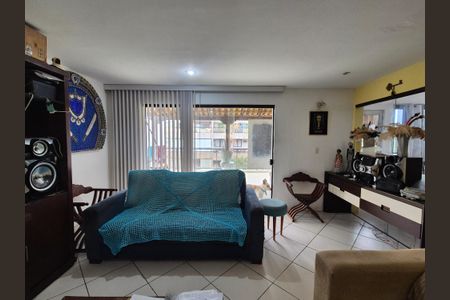 Apartamento à venda com 178m², 2 quartos e 2 vagas Apartamento à venda com 178m², 2 quartos e 2 vagasSala