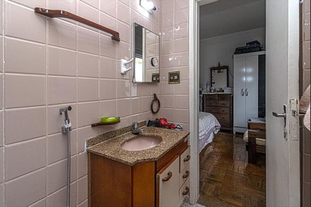 Apartamento à venda com 90m², 2 quartos e 1 vaga Apartamento à venda com 90m², 2 quartos e 1 vagaBanheiro da Suíte