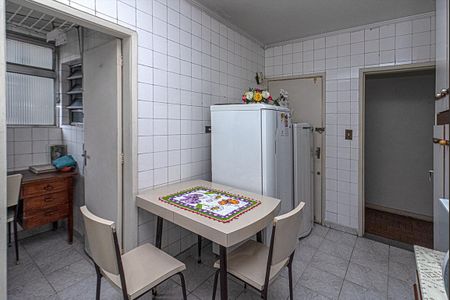 Apartamento à venda com 90m², 2 quartos e 1 vaga Apartamento à venda com 90m², 2 quartos e 1 vagaCozinha