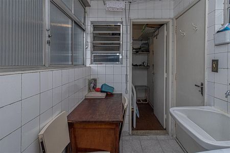 Apartamento à venda com 90m², 2 quartos e 1 vaga Apartamento à venda com 90m², 2 quartos e 1 vagaÁrea de Serviço