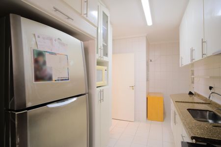 Apartamento à venda com 92m², 3 quartos e 2 vagasCozinha