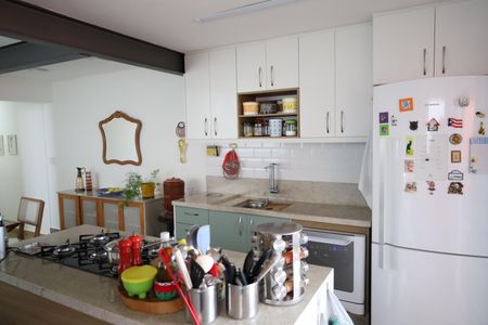 Casa à venda com 98m², 3 quartos e 2 vagasCozinha