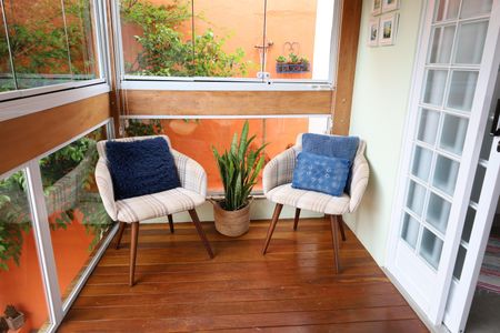 Casa à venda com 98m², 3 quartos e 2 vagasÁrea comum