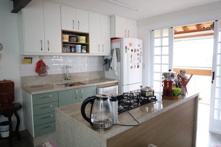 Casa à venda com 98m², 3 quartos e 2 vagasCozinha