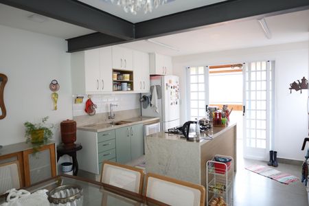 Casa à venda com 98m², 3 quartos e 2 vagasCopa