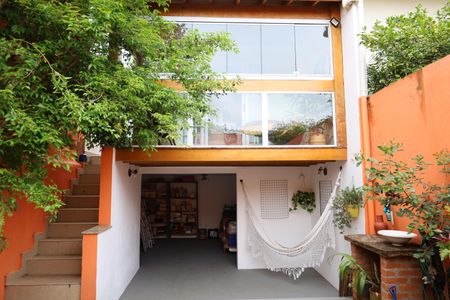 Casa à venda com 98m², 3 quartos e 2 vagasÁrea comum