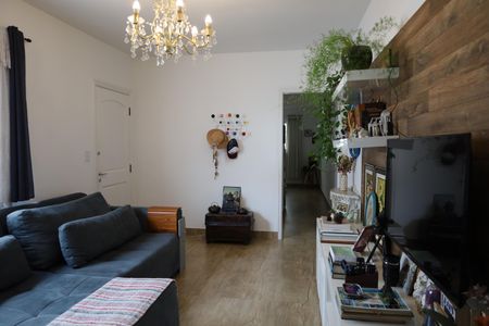 Sala de casa à venda com 3 quartos, 98m² em Cupecê, São Paulo
