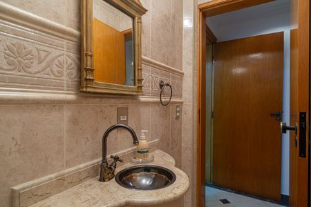 Apartamento à venda com 111m², 3 quartos e 1 vaga Apartamento à venda com 111m², 3 quartos e 1 vagaLavabo