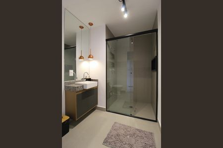Banheiro de kitnet/studio para alugar com 1 quarto, 25m² em Vila Olímpia, São Paulo