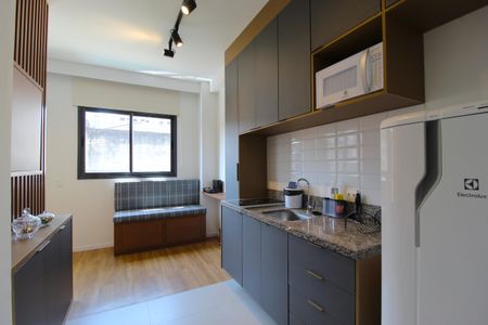 Sala/Cozinha de kitnet/studio para alugar com 1 quarto, 25m² em Vila Olímpia, São Paulo