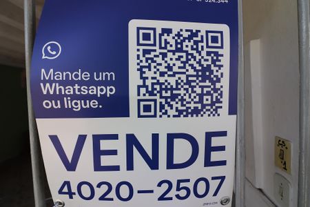 Casa à venda com 165m², 4 quartos e 2 vagasPlaca