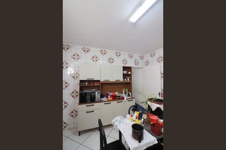 Casa à venda com 165m², 4 quartos e 2 vagasCasa 2 - Cozinha