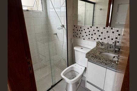 Apartamento para alugar com 90m², 3 quartos e 2 vagas Apartamento para alugar com 90m², 3 quartos e 2 vagasBanheiro da Suíte