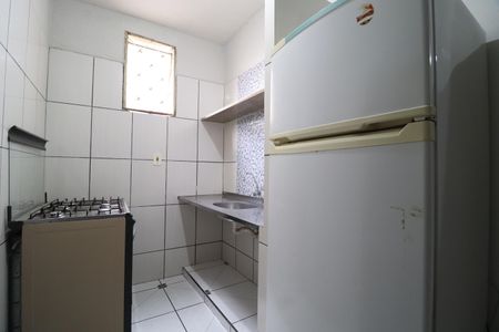 Cozinha de casa para alugar com 1 quarto, 15m² em Santa Mônica, Uberlândia