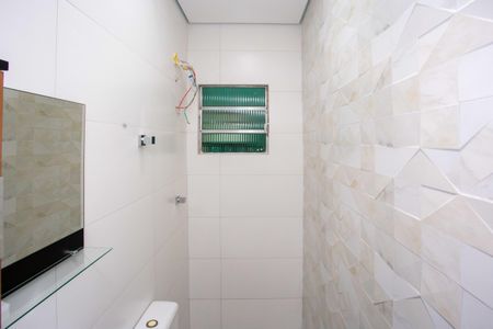 Banheiro de apartamento à venda com 1 quarto, 90m² em Taboão, Diadema
