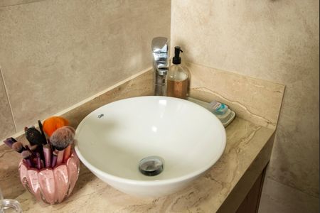 Apartamento à venda com 71m², 3 quartos e 1 vagaBanheiro da Suíte