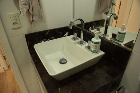 Apartamento à venda com 71m², 3 quartos e 1 vagaBanheiro