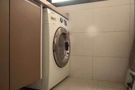 Apartamento à venda com 71m², 3 quartos e 1 vagaÁrea de Serviço