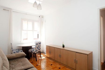 Sala de apartamento para alugar com 2 quartos, 78m² em Santana, Porto Alegre