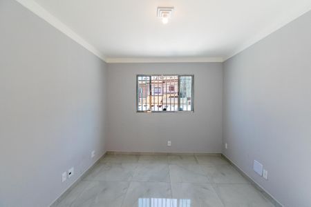 Sala de casa para alugar com 2 quartos, 125m² em Vila do Encontro, São Paulo