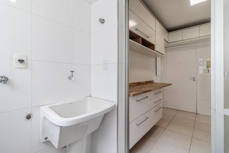 Apartamento à venda com 74m², 2 quartos e 1 vagaÁrea de Serviço