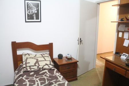 Casa à venda com 192m², 3 quartos e 4 vagasQuarto 2