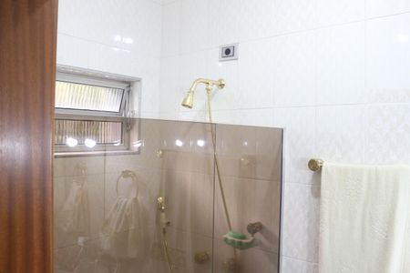 Casa à venda com 192m², 3 quartos e 4 vagasBanheiro da Suíte 1