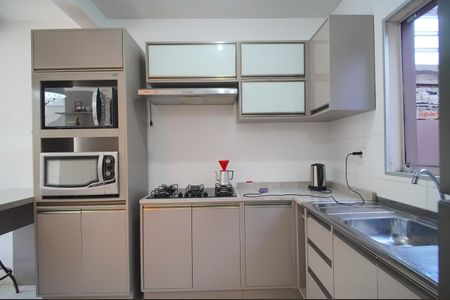 Casa à venda com 60m², 2 quartos e 2 vagasCozinha