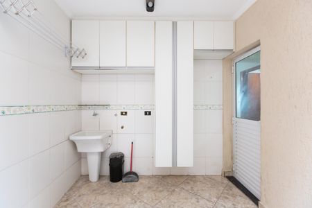 Casa de condomínio à venda com 75m², 3 quartos e 1 vaga Casa de condomínio à venda com 75m², 3 quartos e 1 vagaÁrea de Serviço