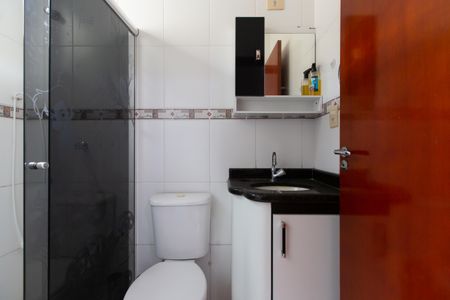 Casa de condomínio à venda com 75m², 3 quartos e 1 vaga Casa de condomínio à venda com 75m², 3 quartos e 1 vagaBanheiro 2