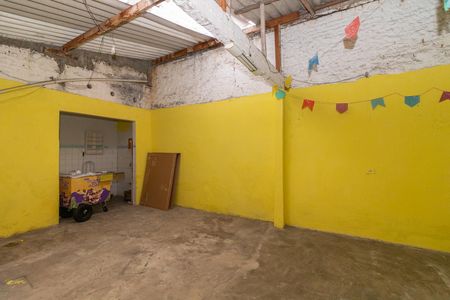 Casa à venda com 100m², 1 quarto e 1 vagaQuintal