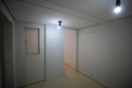 Sala de apartamento para alugar com 1 quarto, 37m² em Jardim Karolyne, Votorantim