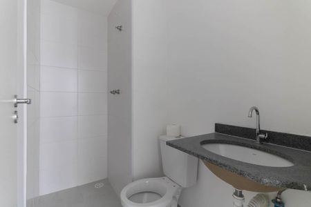 Apartamento para alugar com 38m², 2 quartos e sem vaga Apartamento para alugar com 38m², 2 quartos e sem vagaBanheiro